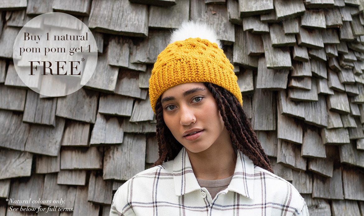 Pom Pom lantern hat offer free toft alpaca